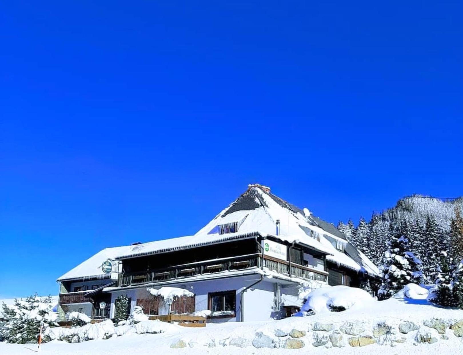 Draxlerhaus Hotell Hohentauern Exteriör bild